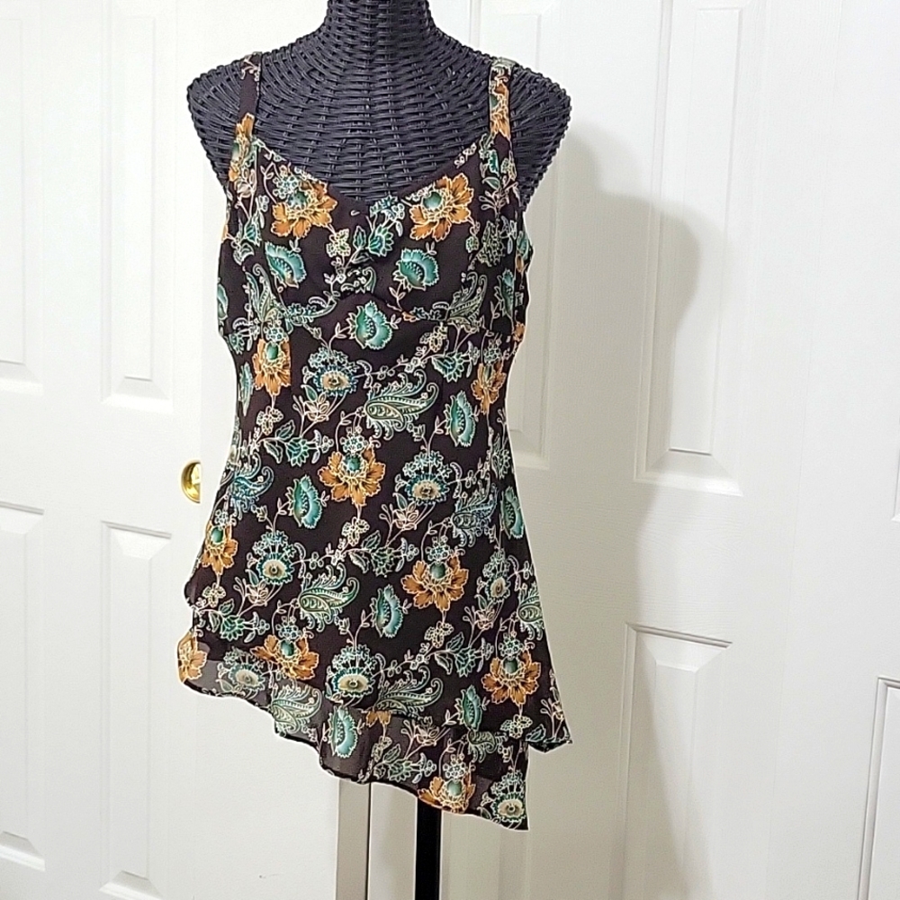 Studio JPR top Sleeveless Paisley W/bling Size M EUC